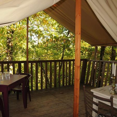 فندق Villecomtalفي  Camping Glamping Terre Rouge المظهر الخارجي الصورة